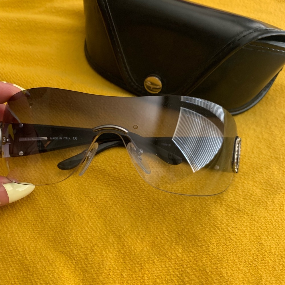 Auth. Salvatore Ferragamo sunglasses - Picture 3 of 6